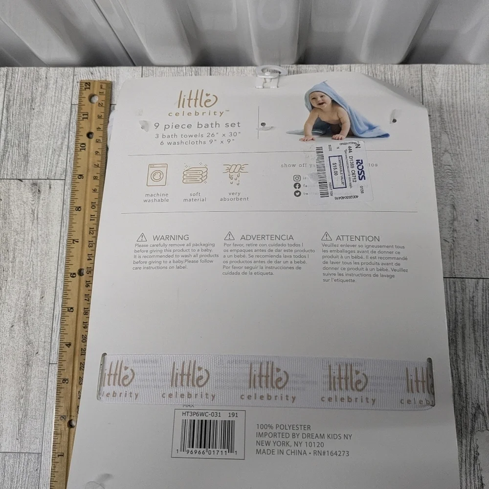 Little Celebrity Baby Wash Cloth Set - Green, White, and Tan